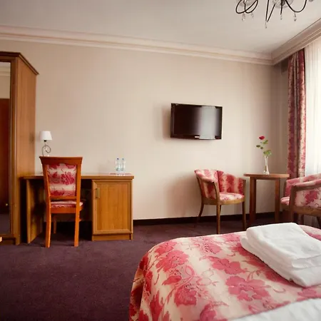 Przy Mlynie Hotel 3*