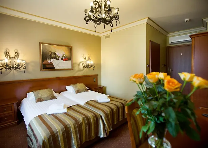 Przy Mlynie מלון